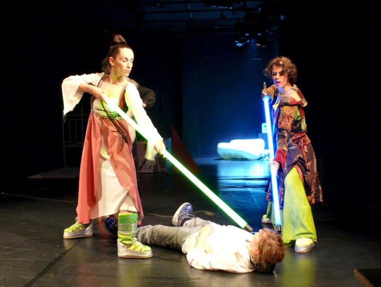 Nicole Meier: Moonboots dance